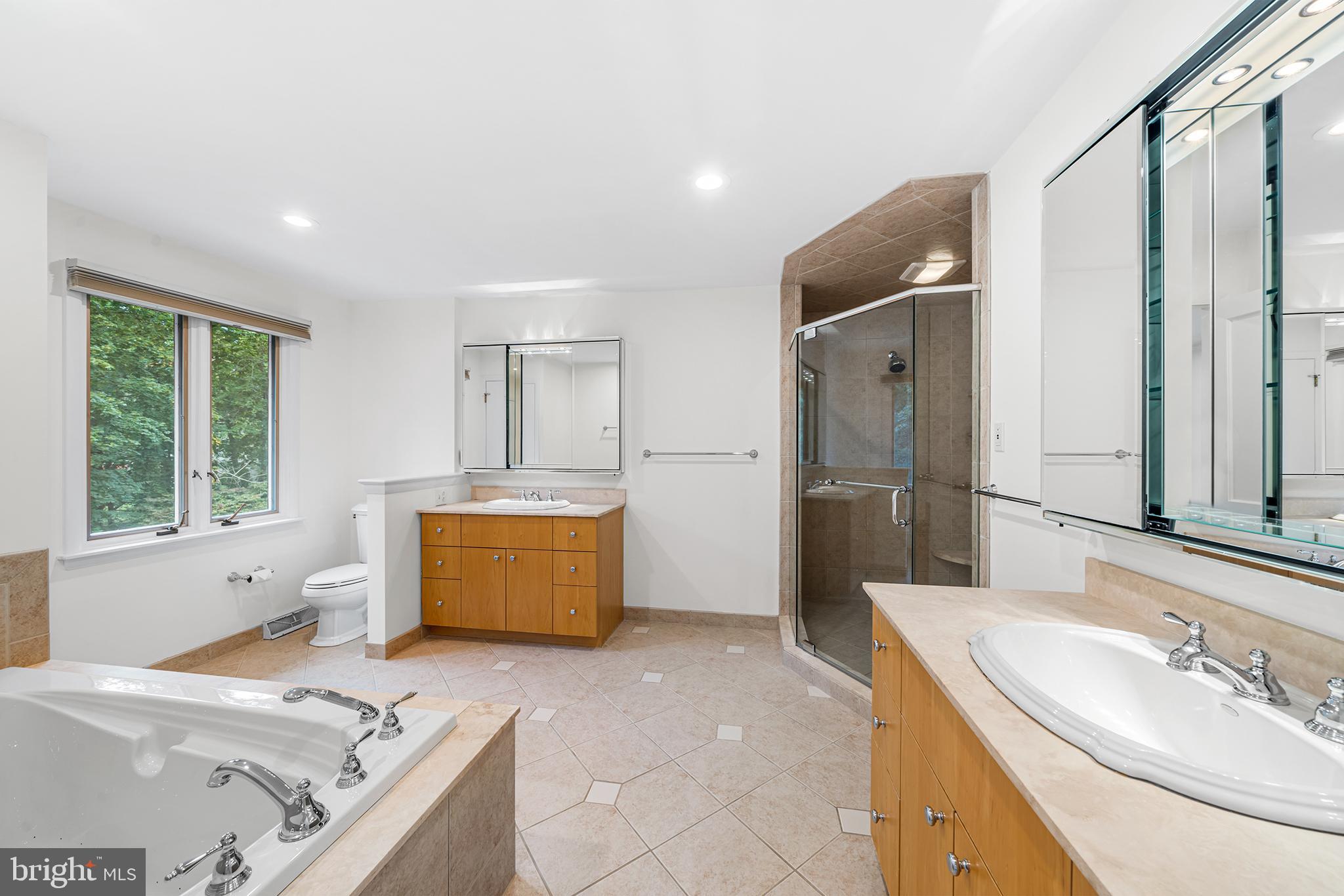 GREENE COUNTRIE VI - Residential