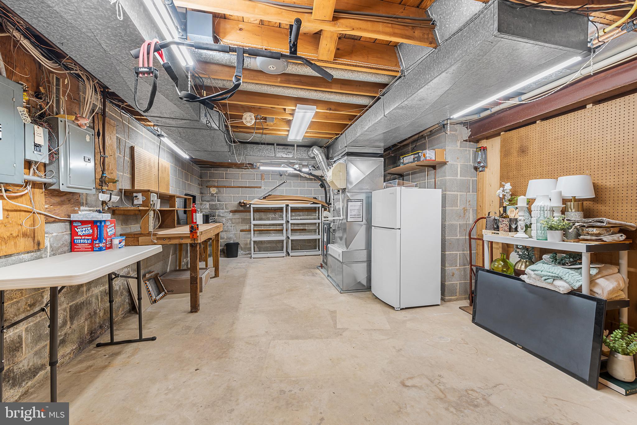 GREENE COUNTRIE VI - Residential