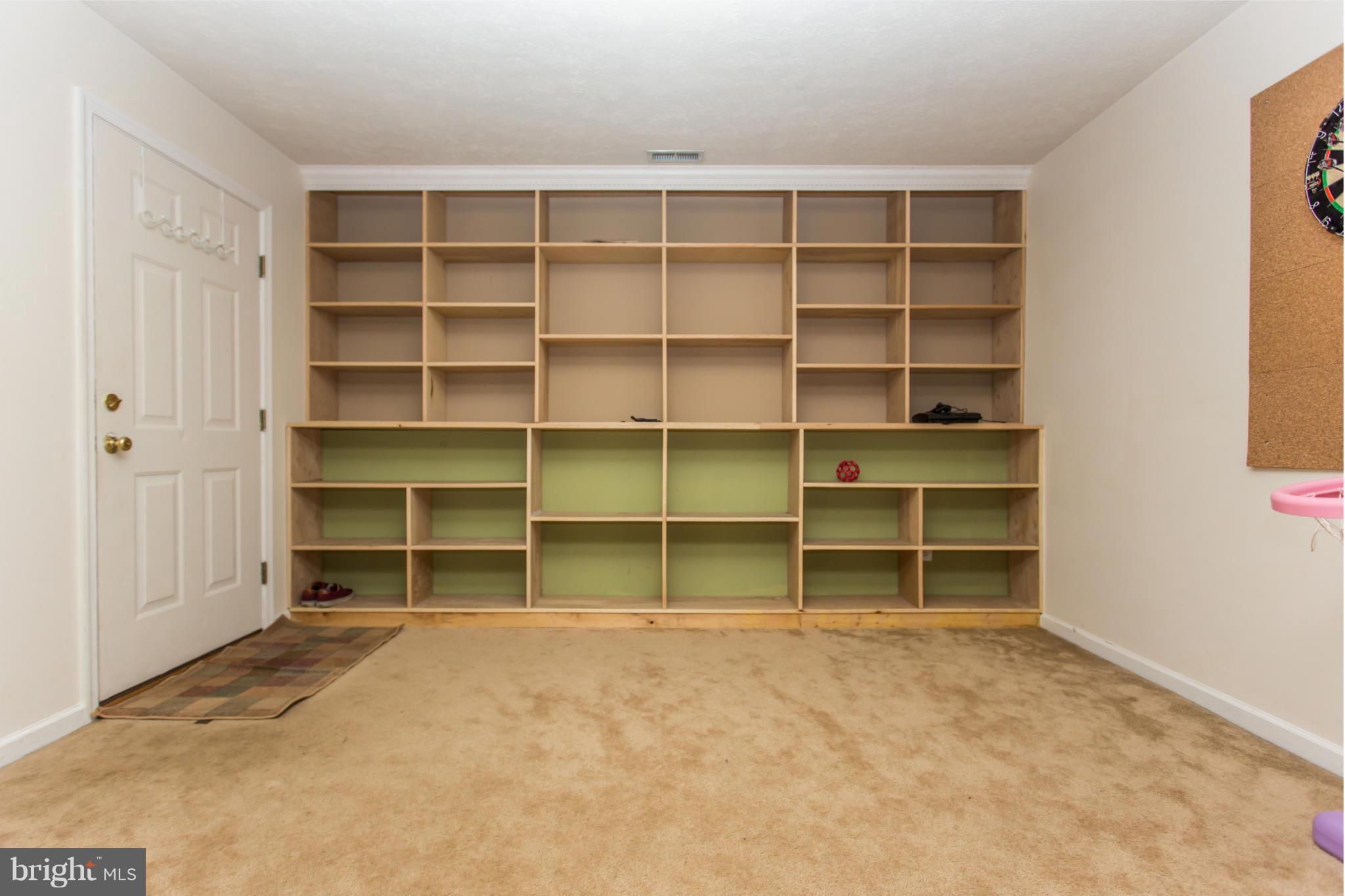 LAKE OF THE WOODS - Residential