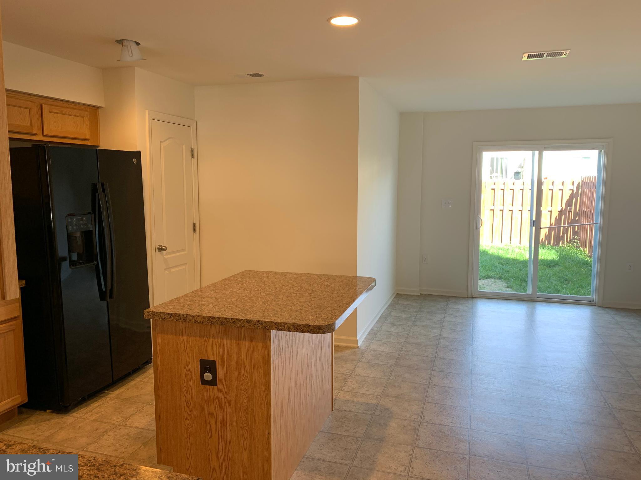 MANOR PARK - Residential Lease