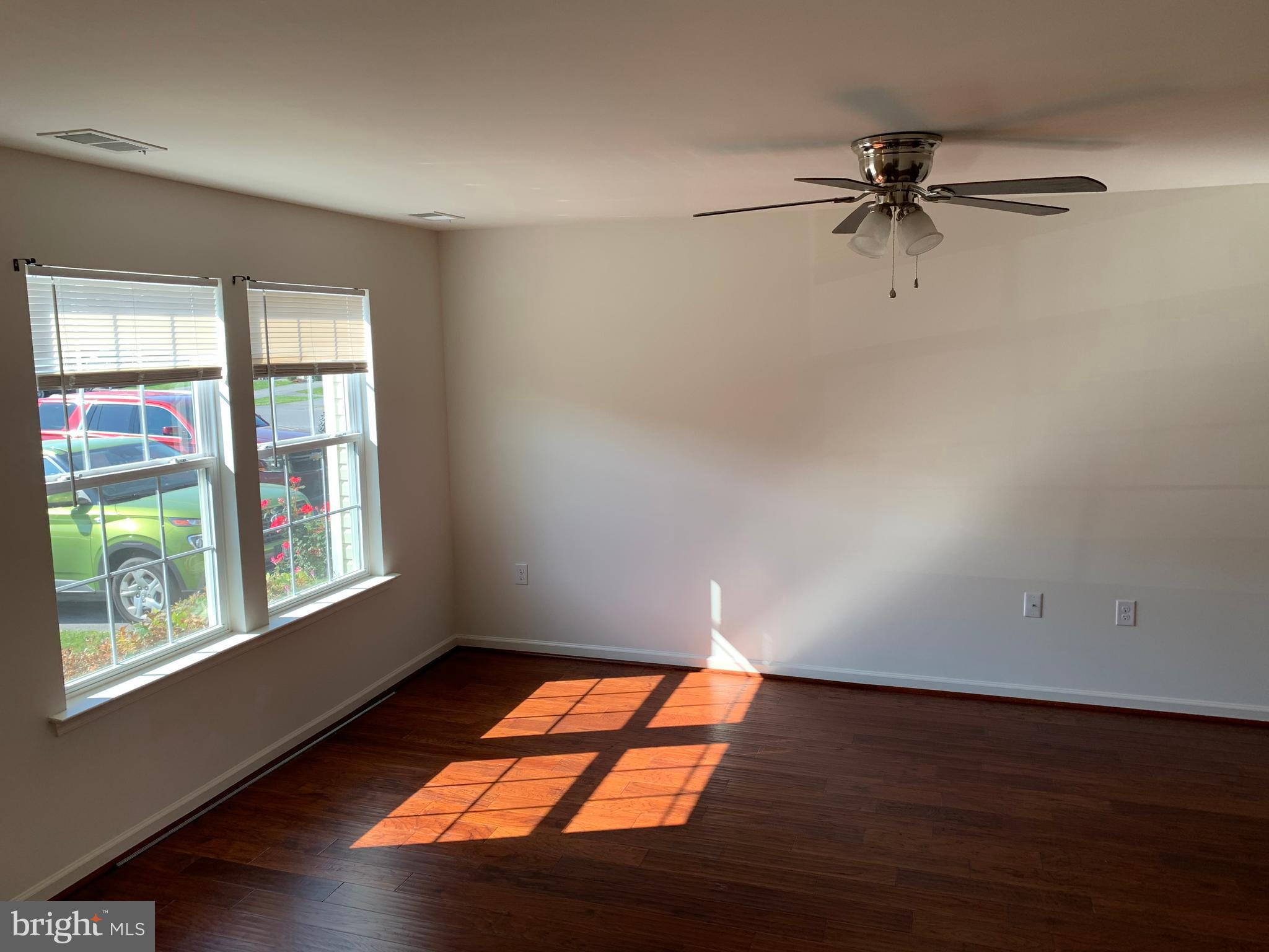 MANOR PARK - Residential Lease