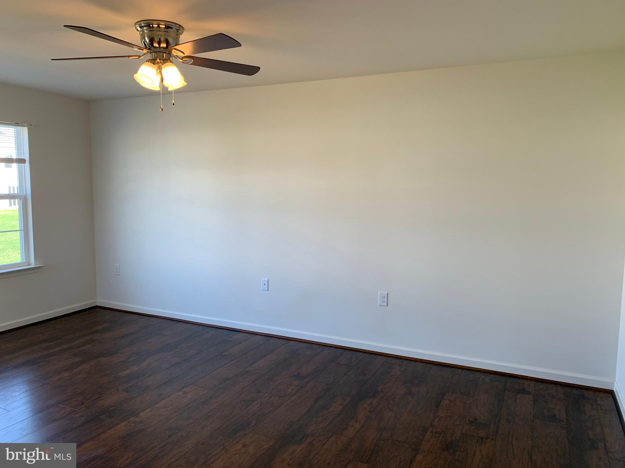 MANOR PARK - Residential Lease