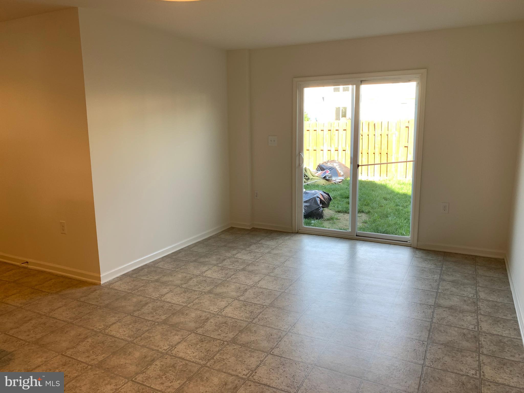 MANOR PARK - Residential Lease