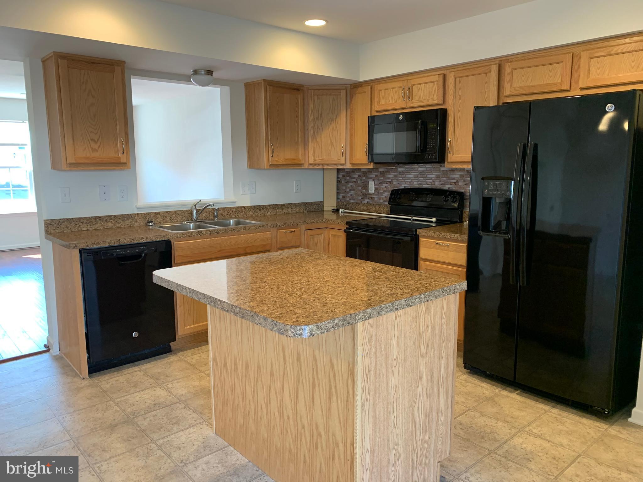 MANOR PARK - Residential Lease