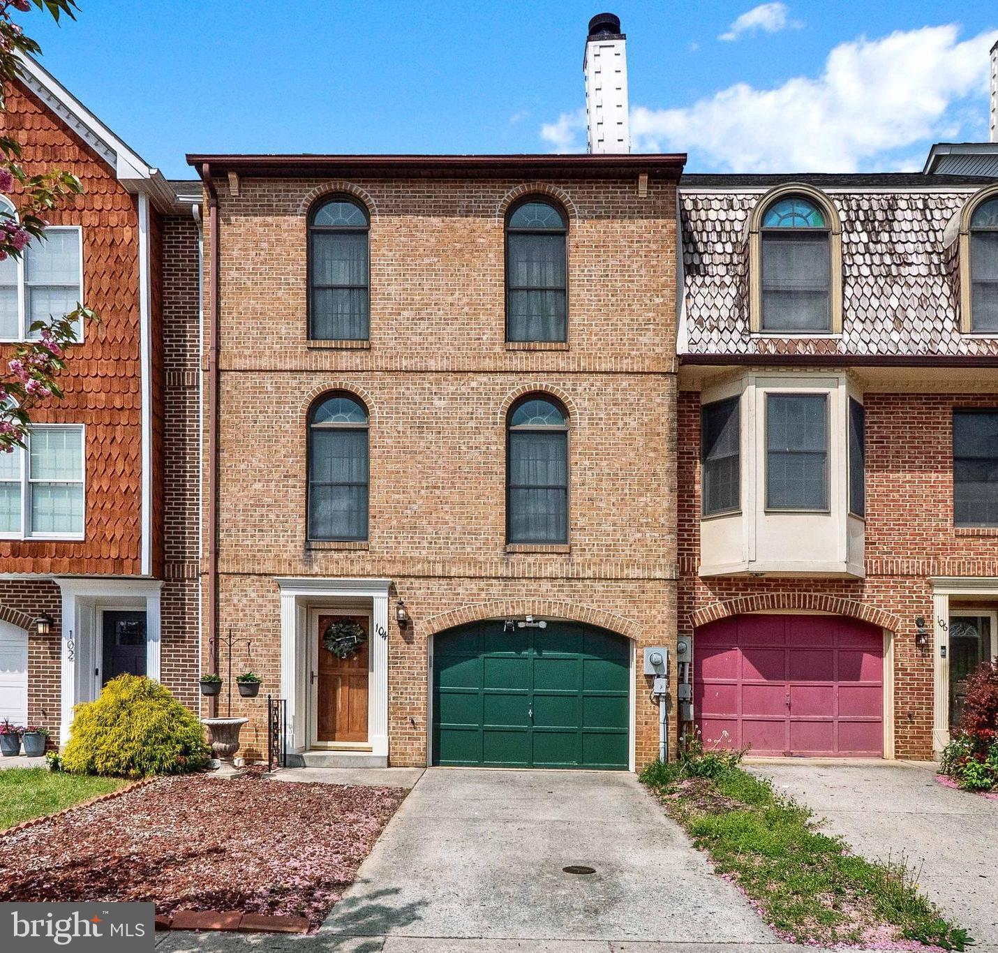 WILLOWCREST - Residential