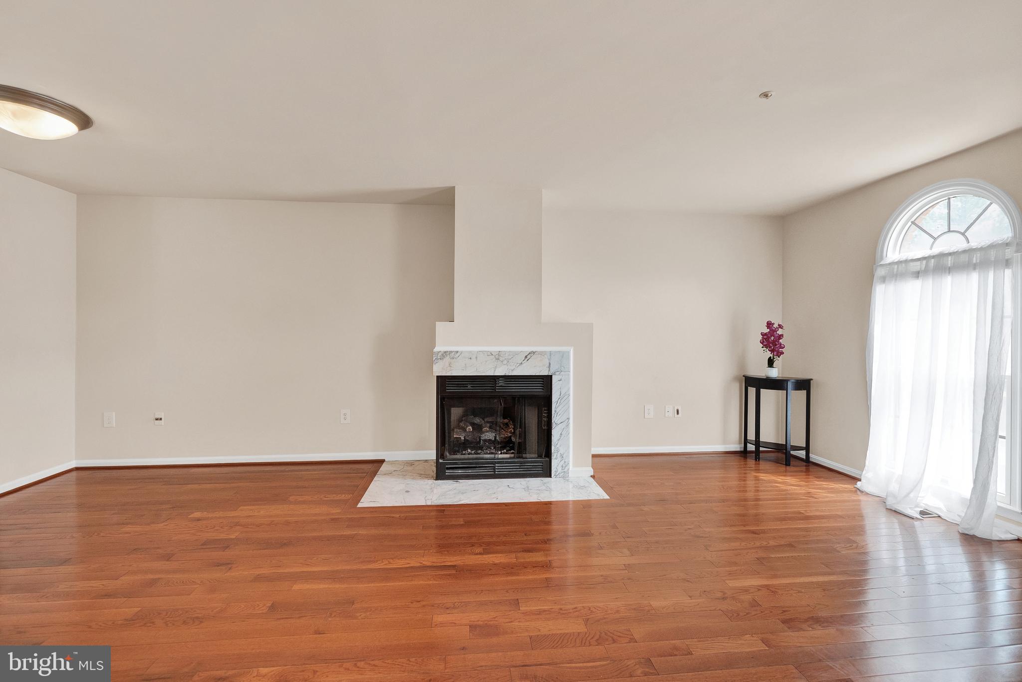 WILLOWCREST - Residential