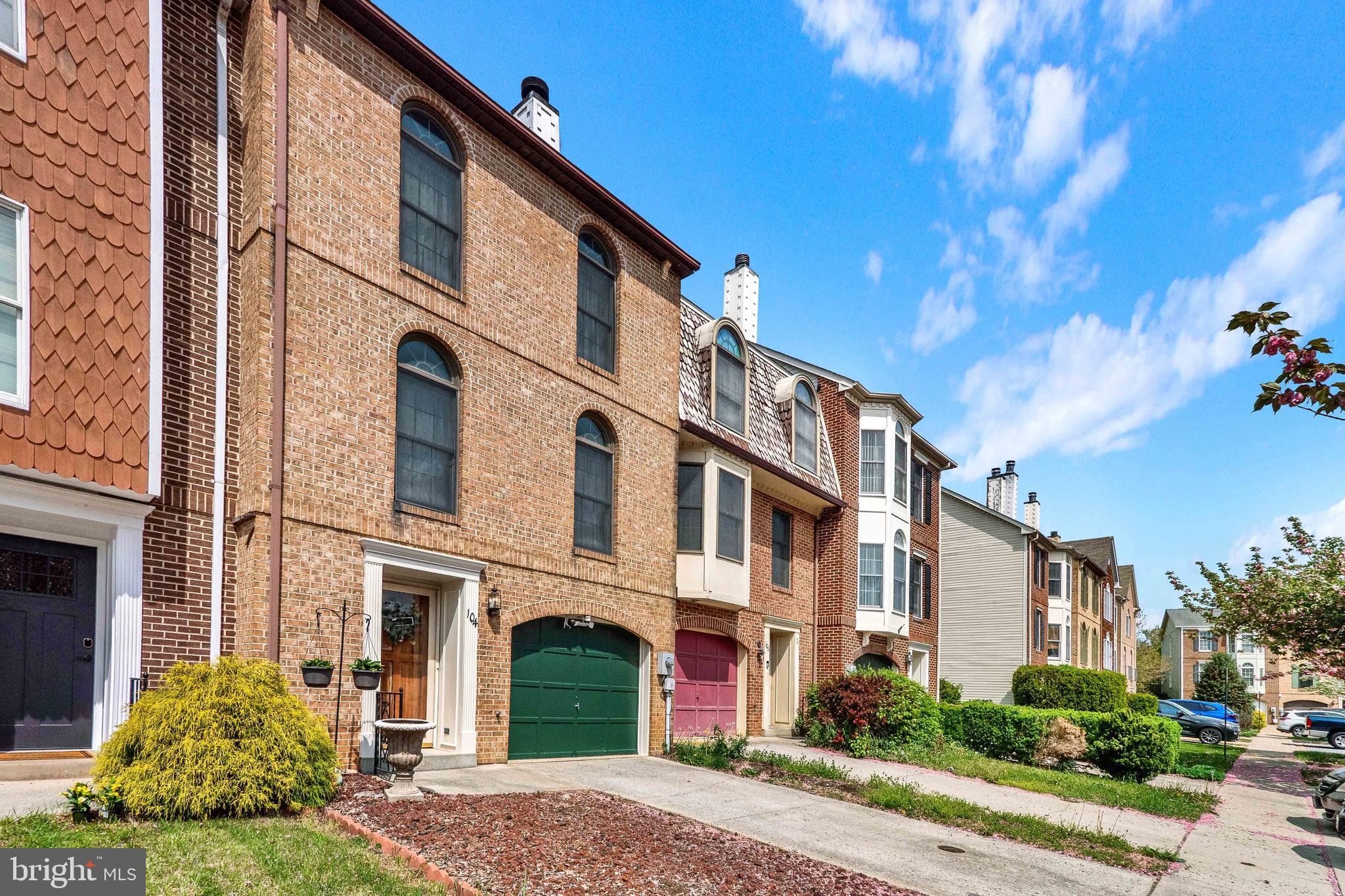 WILLOWCREST - Residential