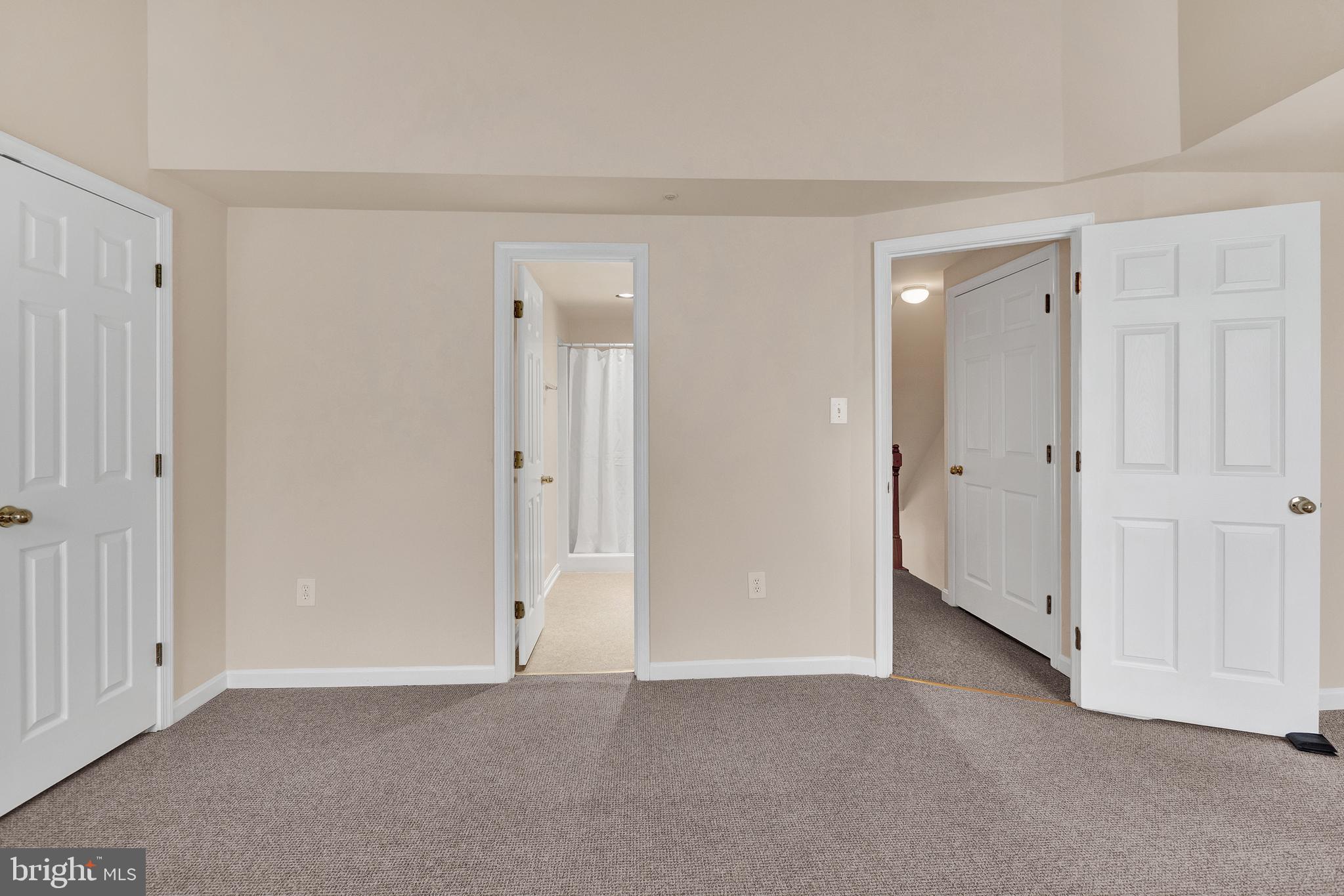 WILLOWCREST - Residential