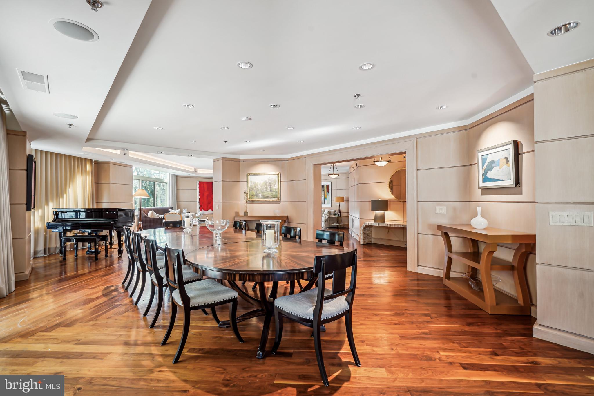 SOMERSET HOUSE 2 - Residential