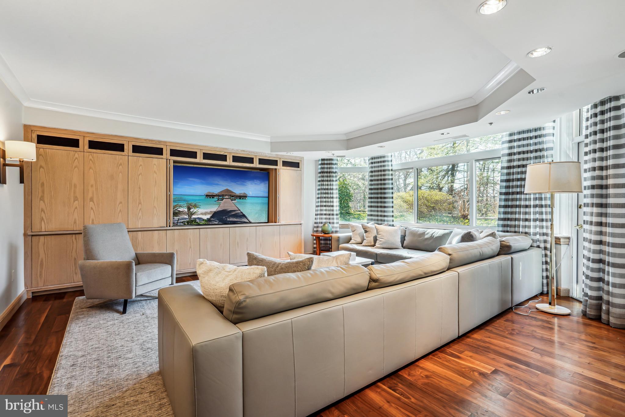 SOMERSET HOUSE 2 - Residential