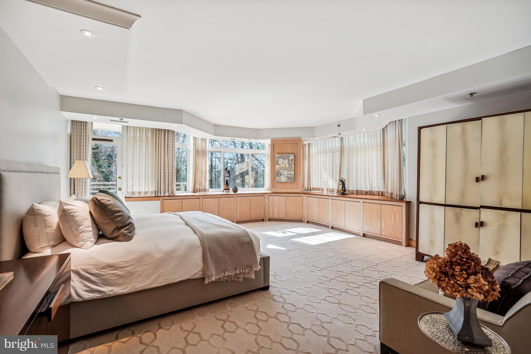 SOMERSET HOUSE 2 - Residential