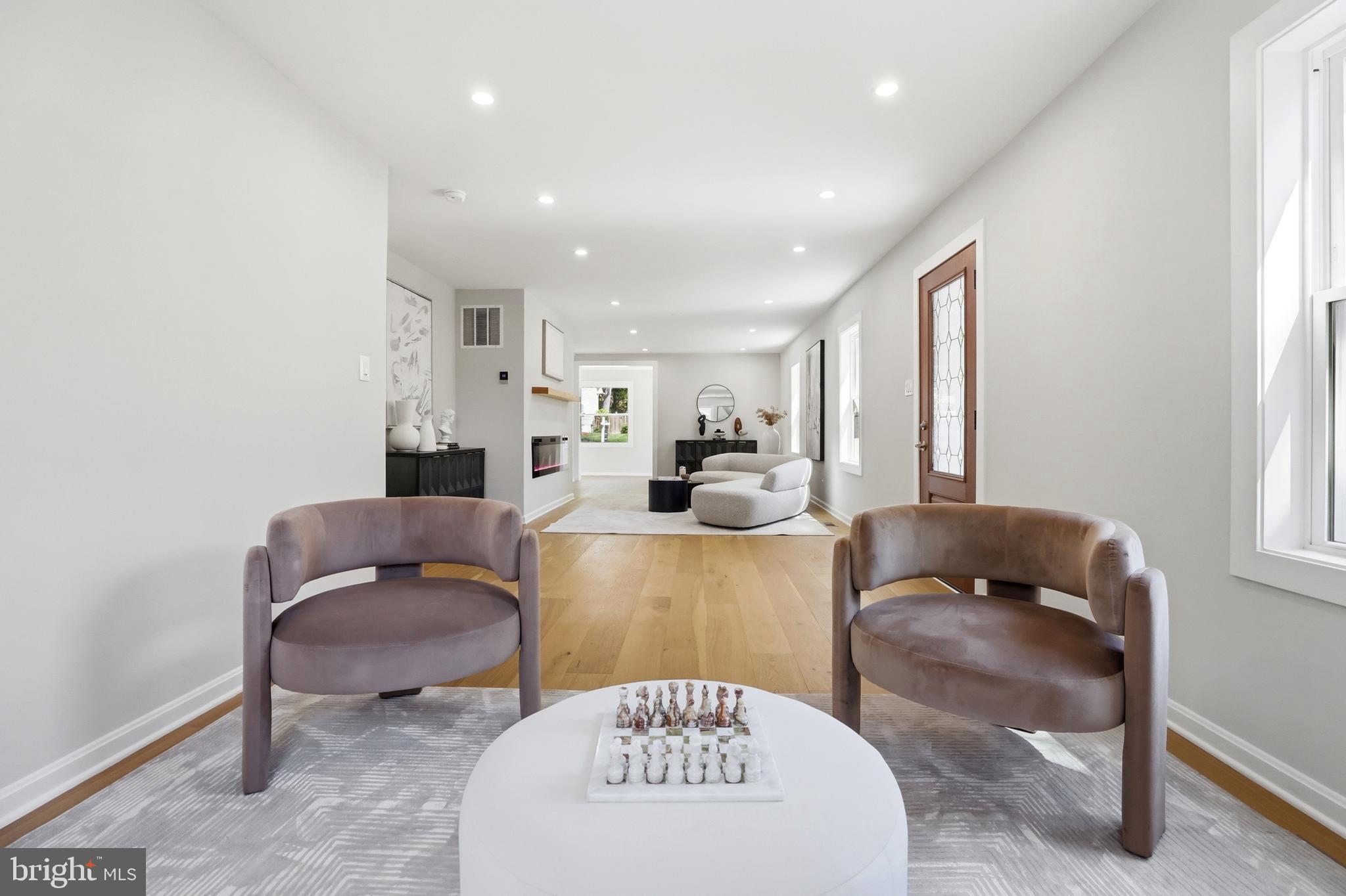 HILLWOOD - Residential