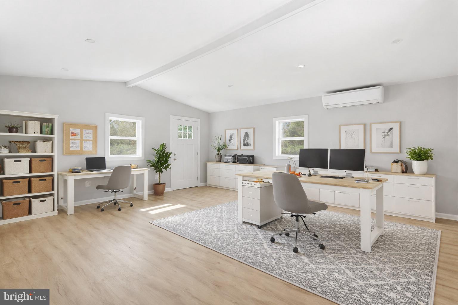 HILLWOOD - Residential