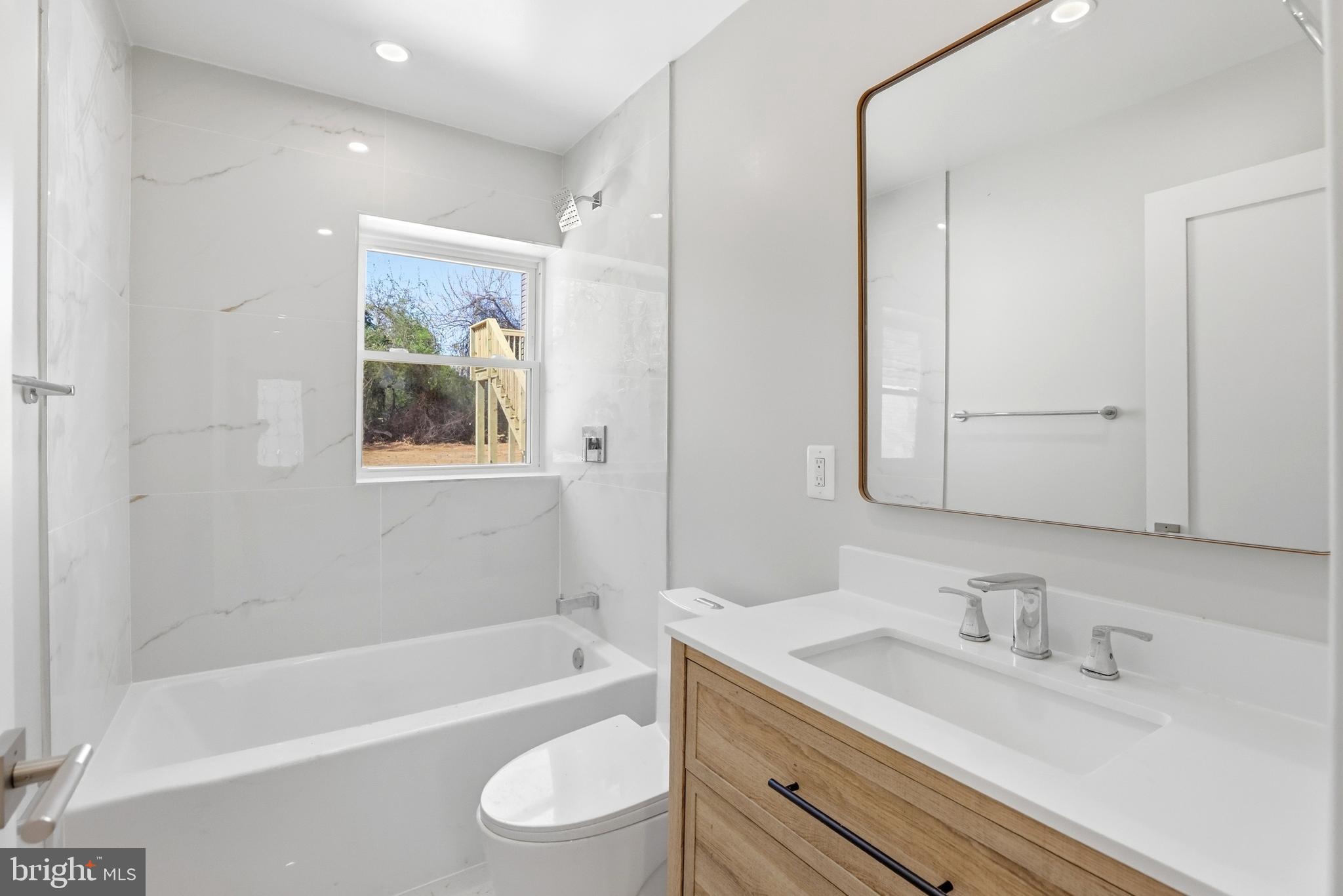 HILLWOOD - Residential