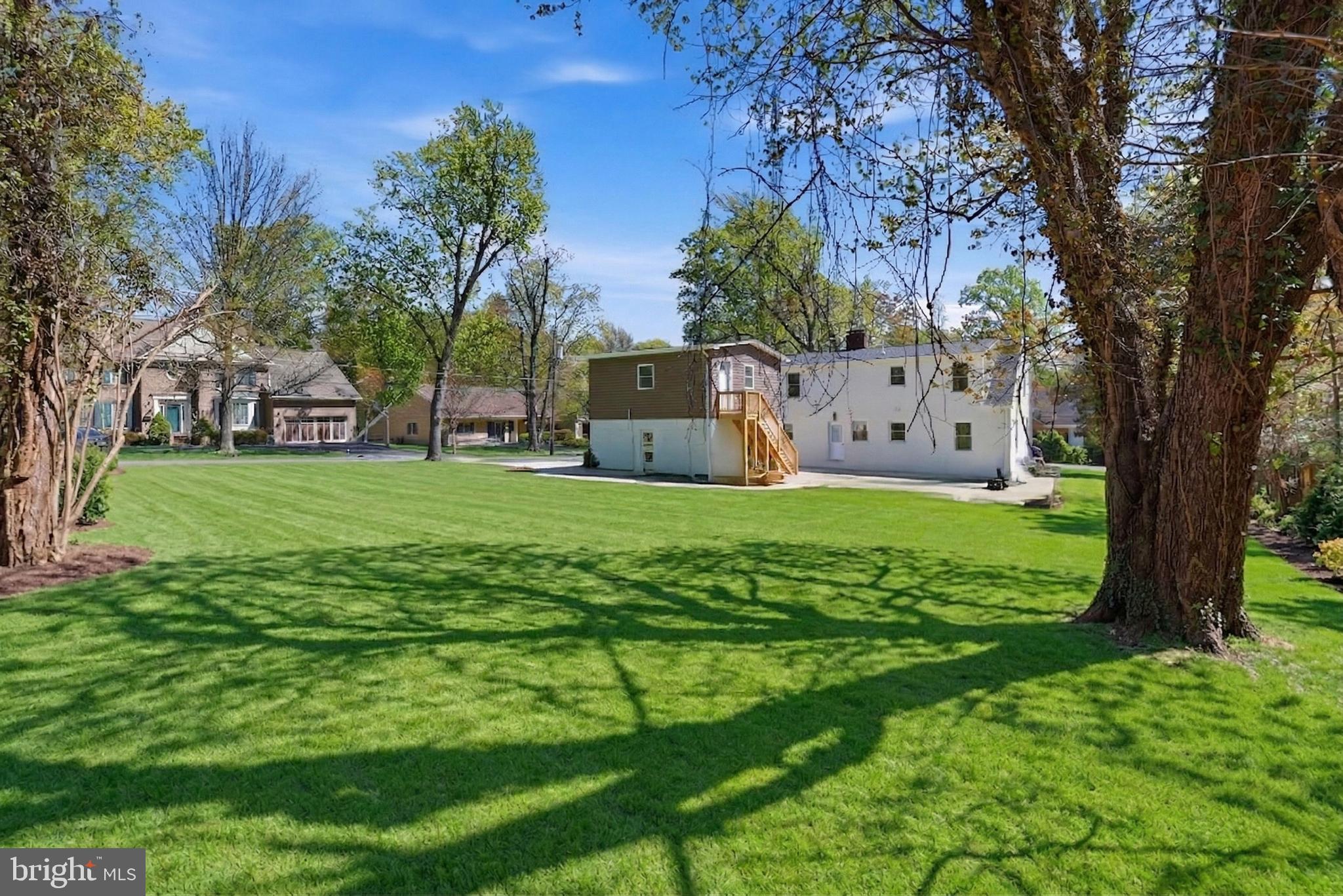 HILLWOOD - Residential