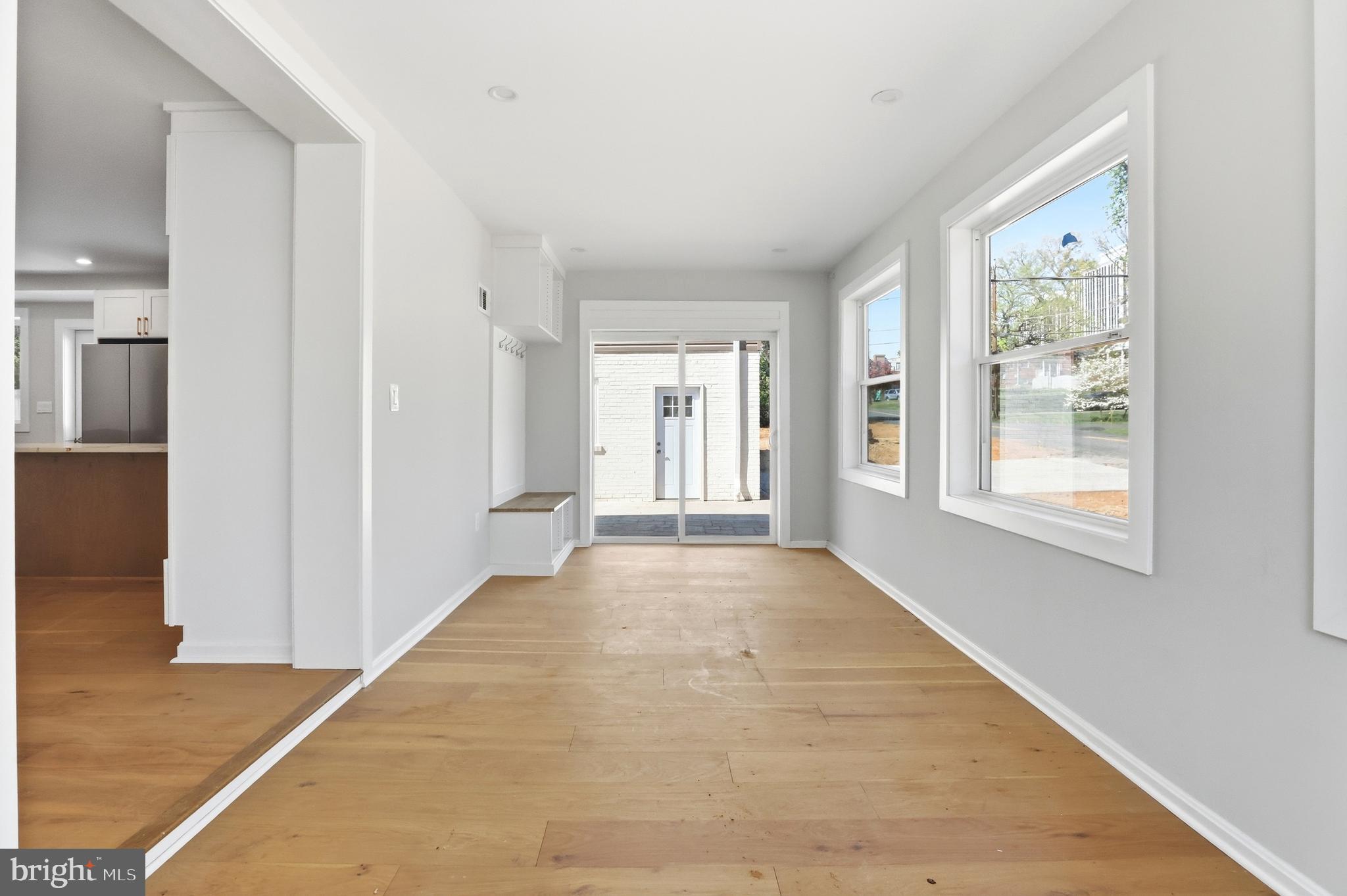 HILLWOOD - Residential