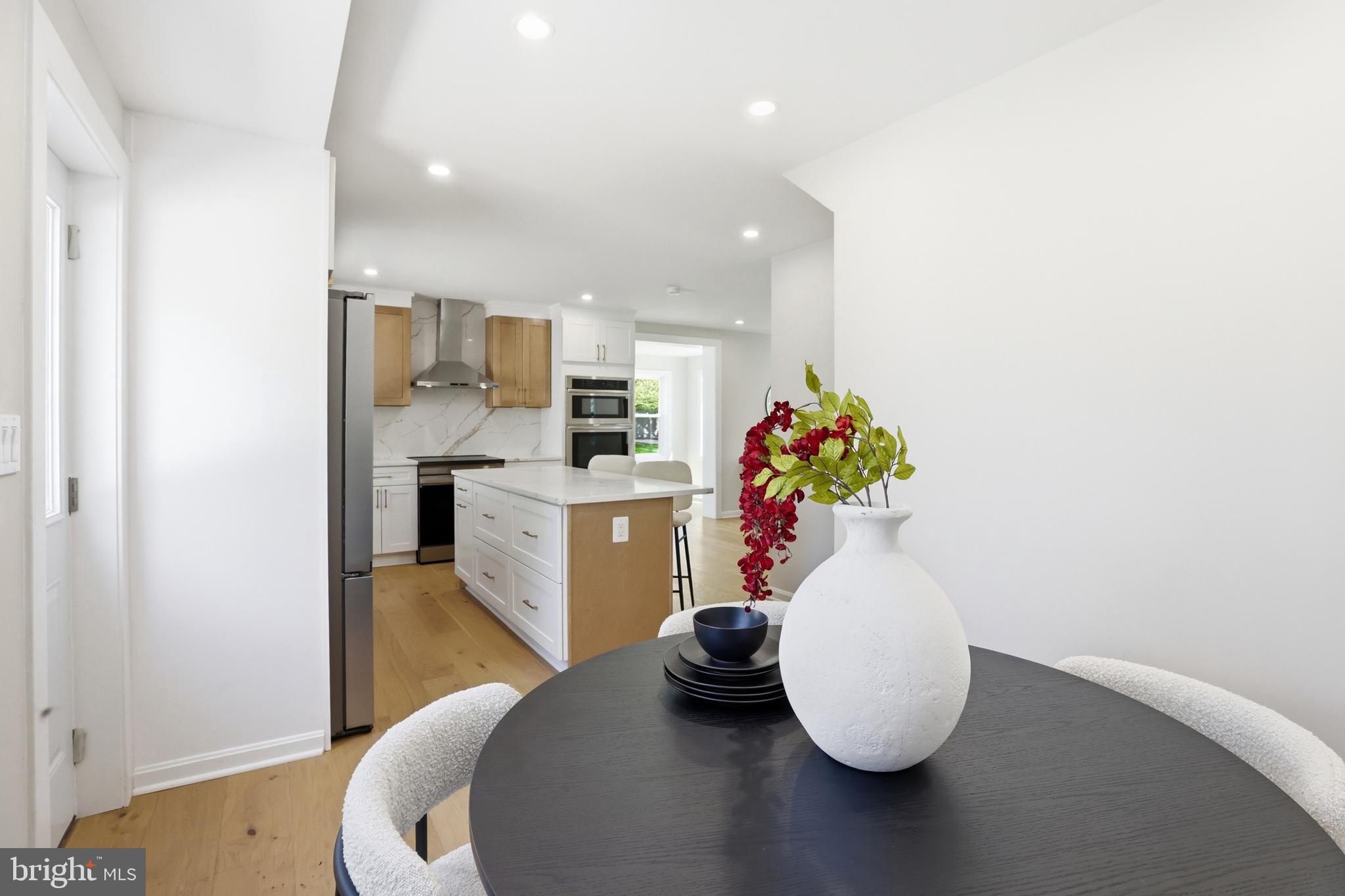 HILLWOOD - Residential