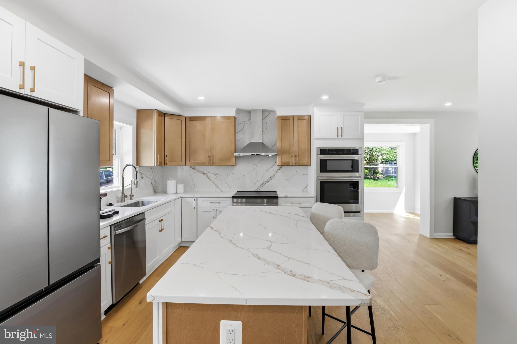 HILLWOOD - Residential