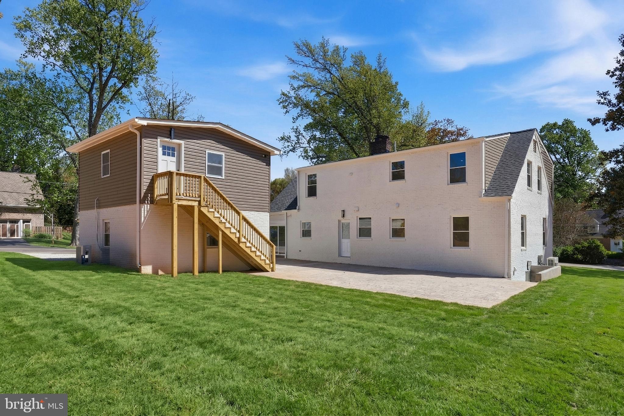 HILLWOOD - Residential