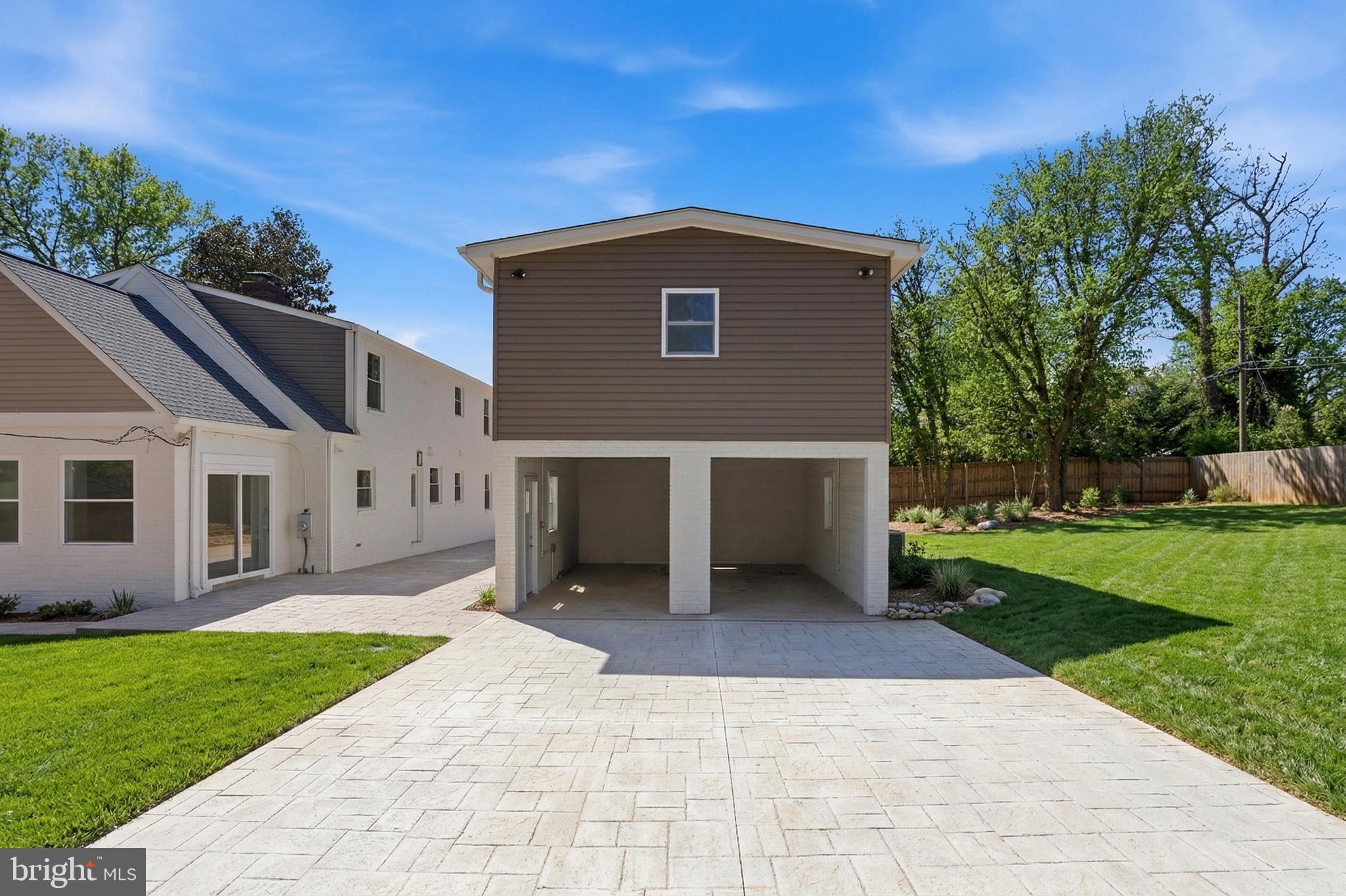 HILLWOOD - Residential