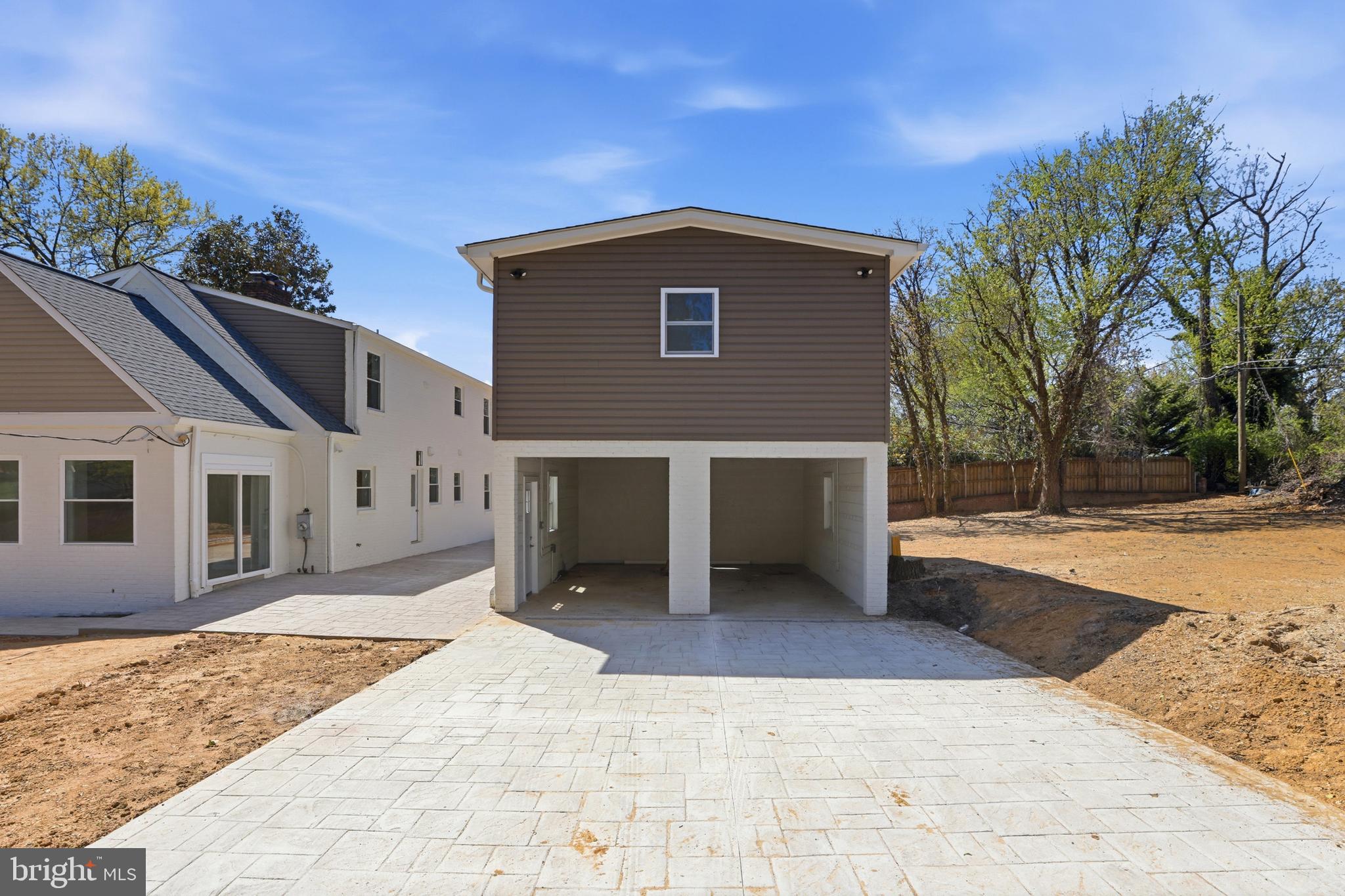 HILLWOOD - Residential