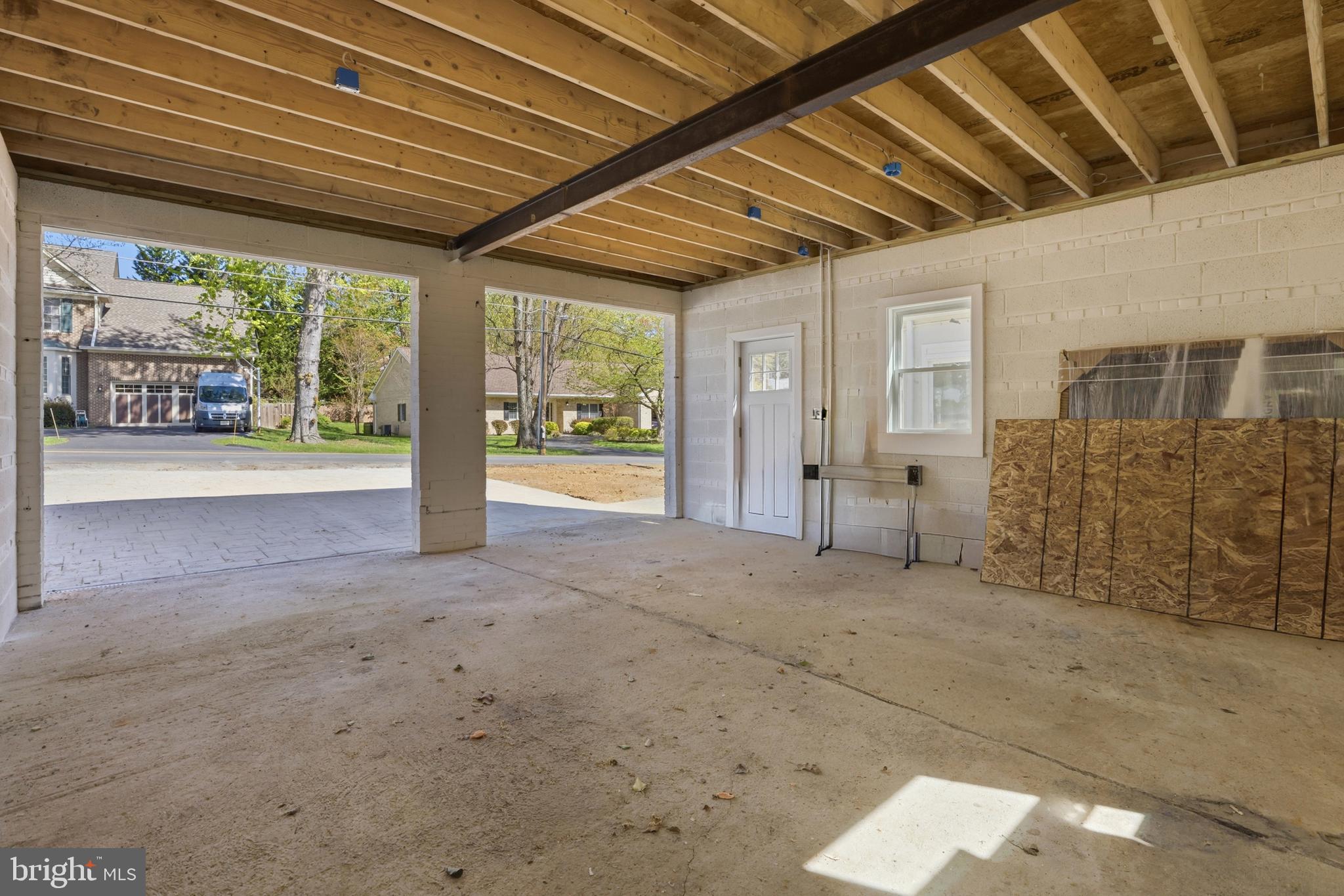 HILLWOOD - Residential