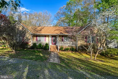 135 S Bluewater Boulevard, Mineral, VA MLS: VALA2007300