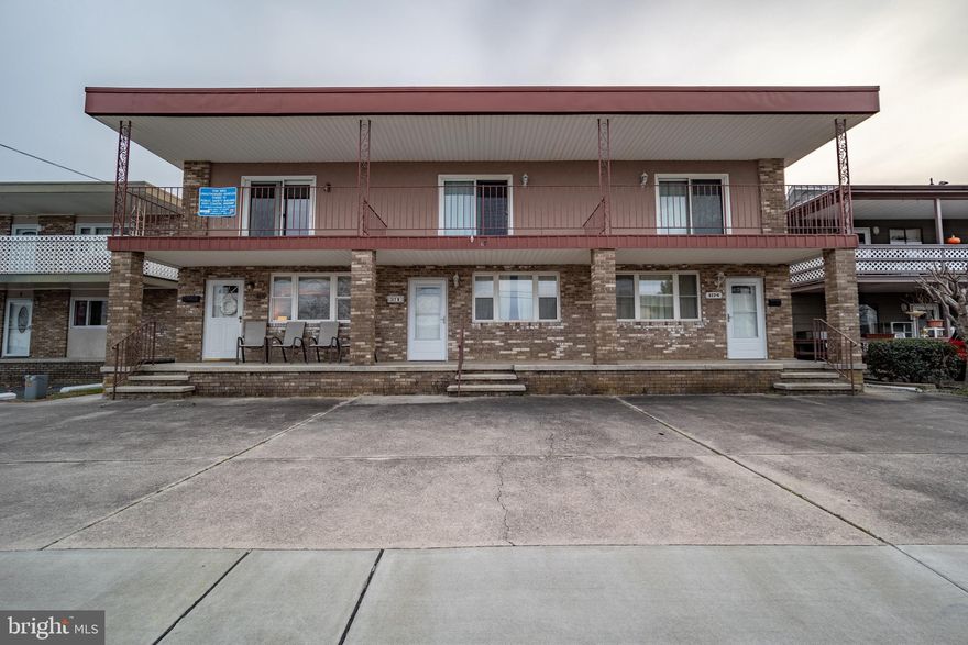 3 bed 2 bath end unit townhouse with updated kitchen located in a cul-de-sac just two blocks from the beach.   Beautiful rear courtyard for family fun or for pets to roam free.  This home is located two blocks to the beach and at the last street of the boardwalk.  Perfect place if you love to walk or bike the boardwalk, or just enjoy the feel of the ocean.