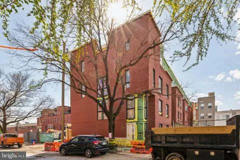 602 Brenna Walk, Philadelphia, PA MLS: PAPH2474428