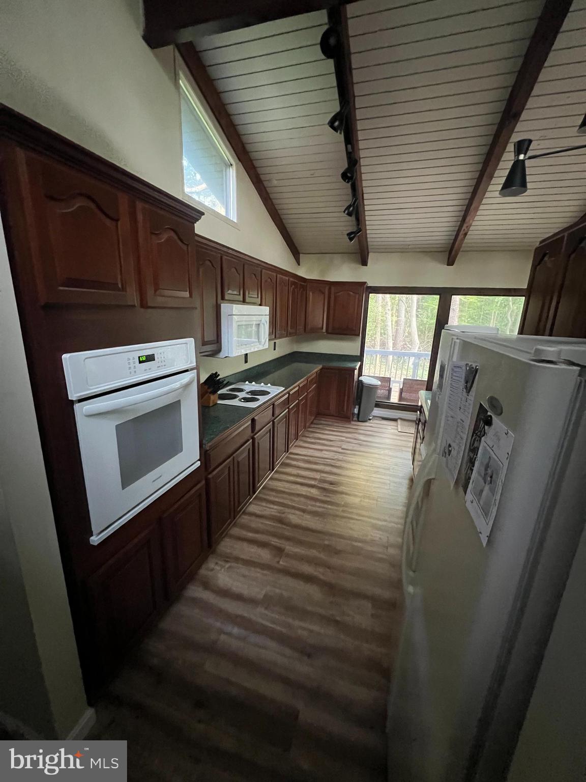 CHESAPEAKE RANCH ESTATES - Residential Lease