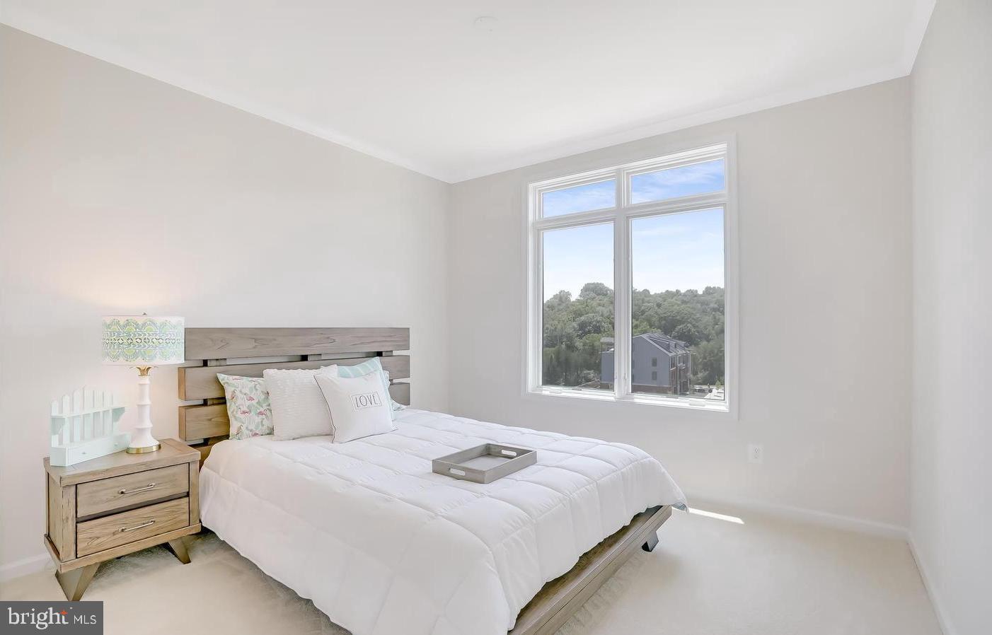 LOFTS AT VILLAGE WALK - Residential Lease