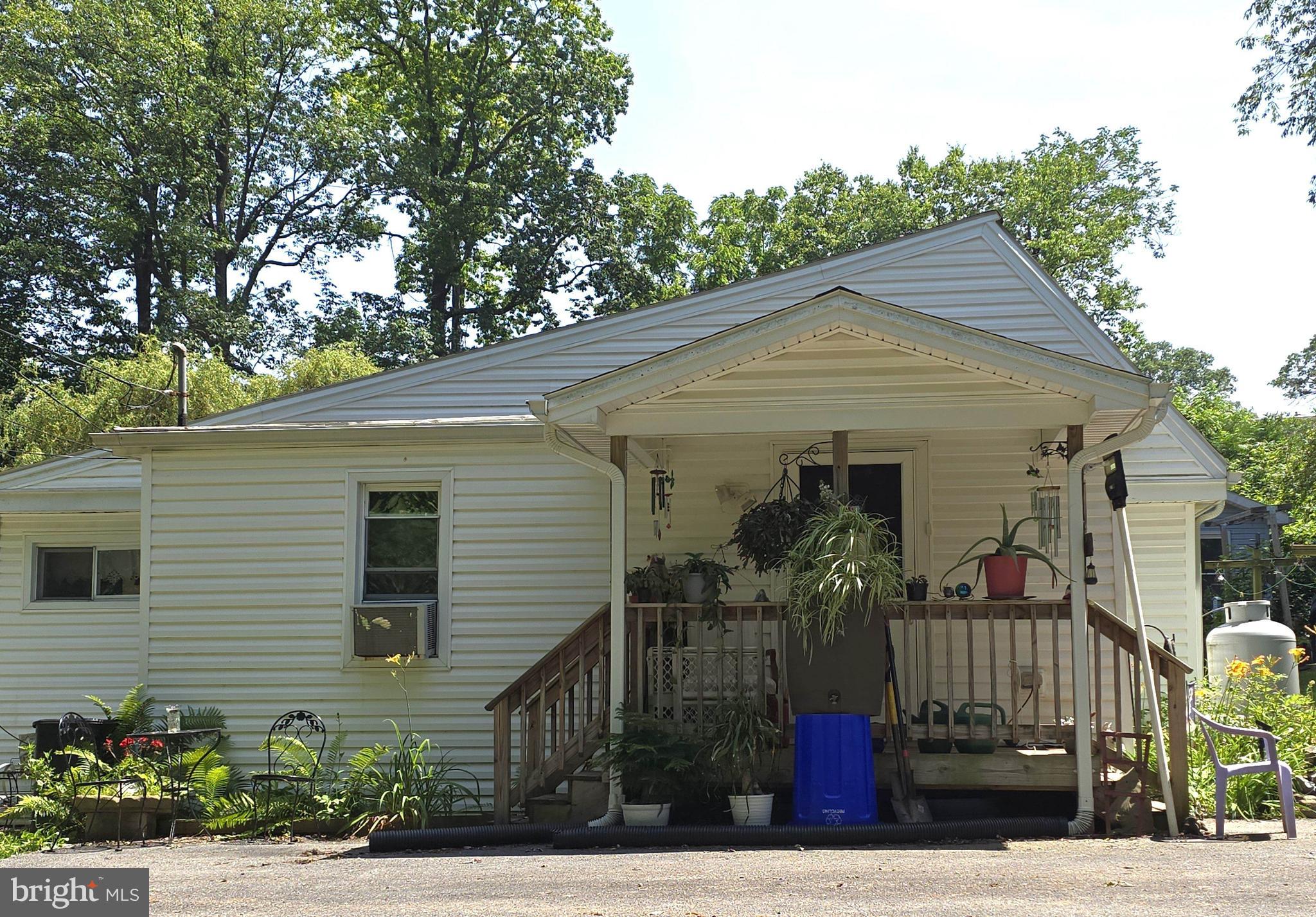 834 OBERLIN ROAD
