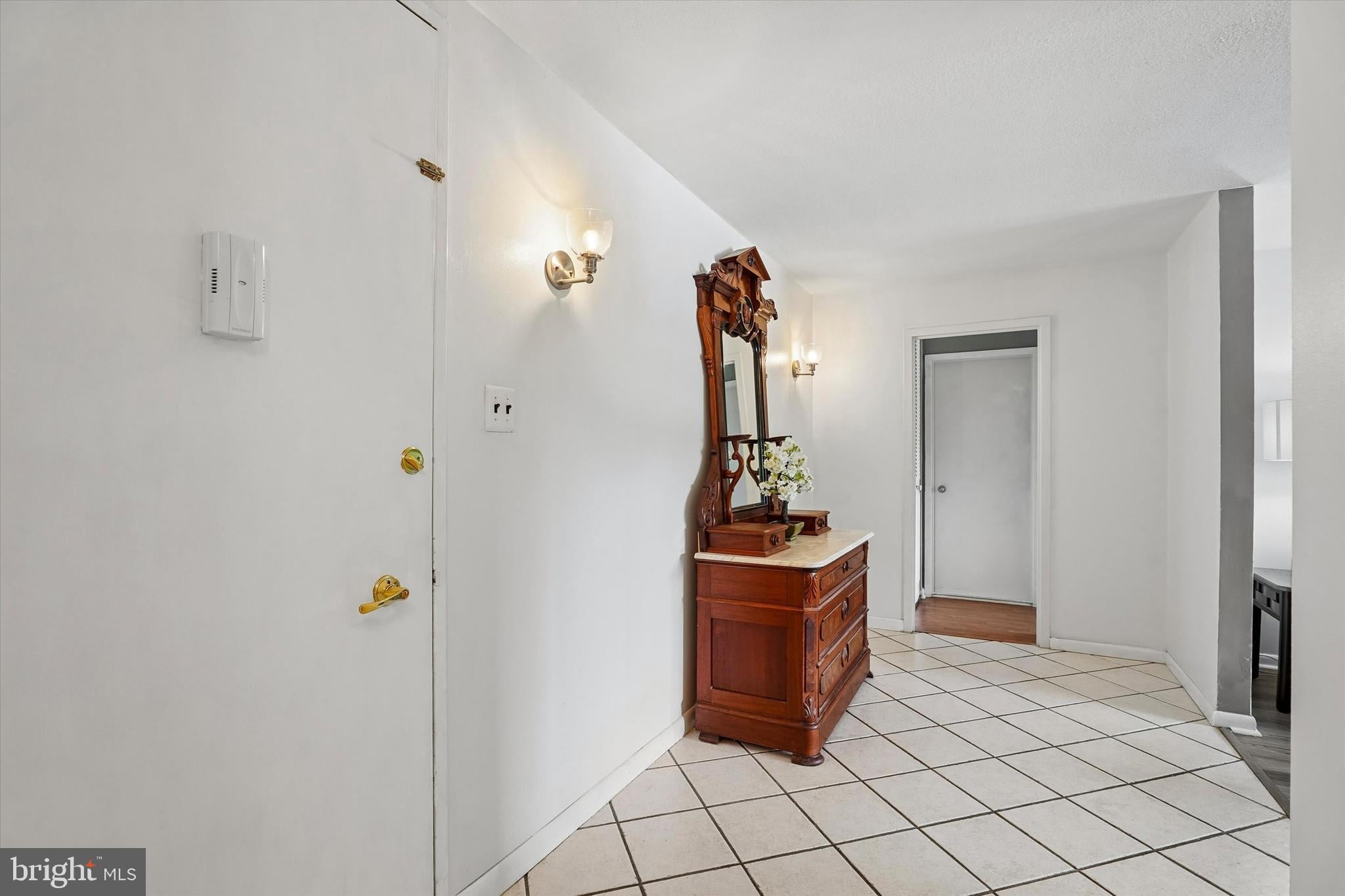 1001 CITY AVENUE W-203