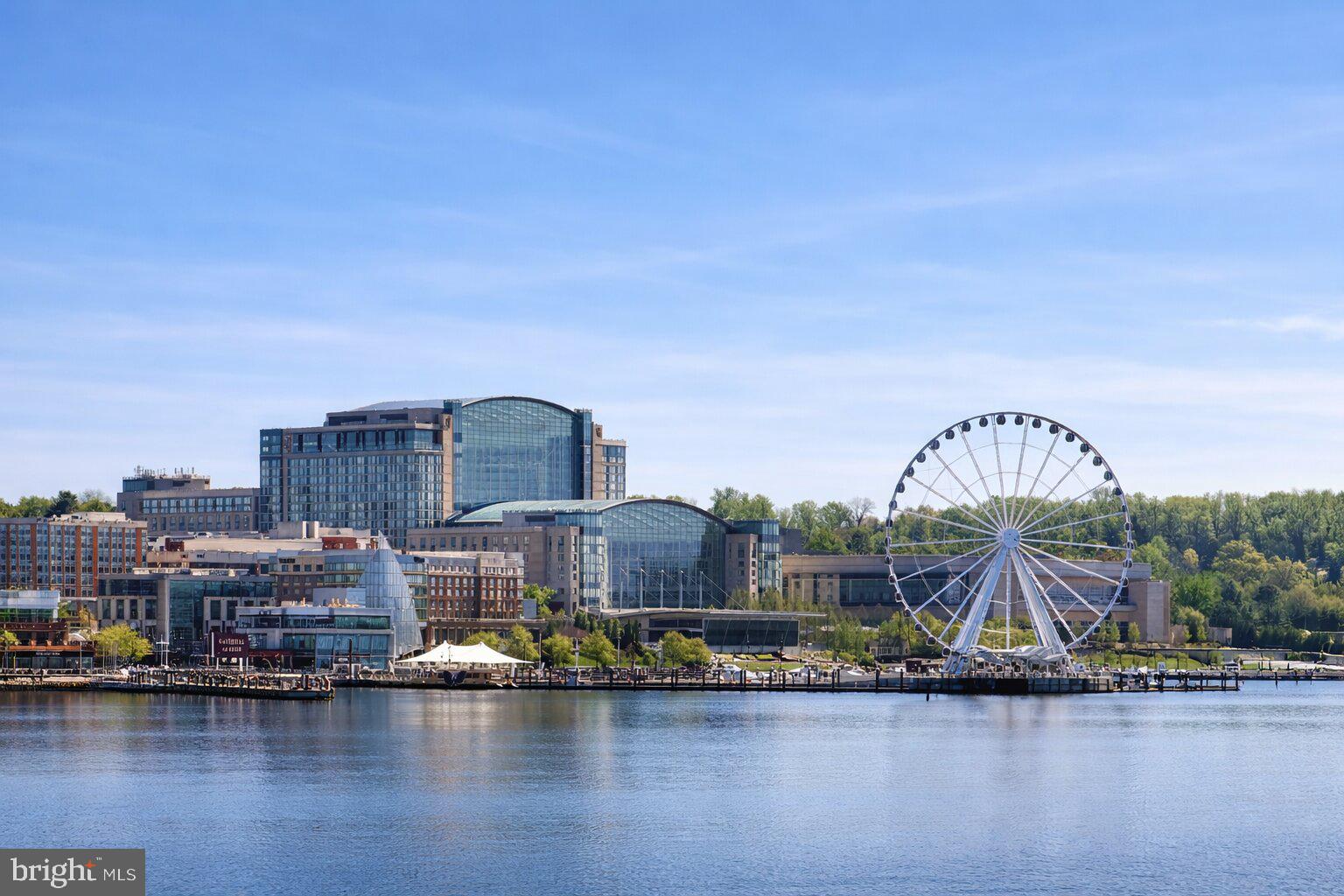 FORT WASHINGTON - Residential