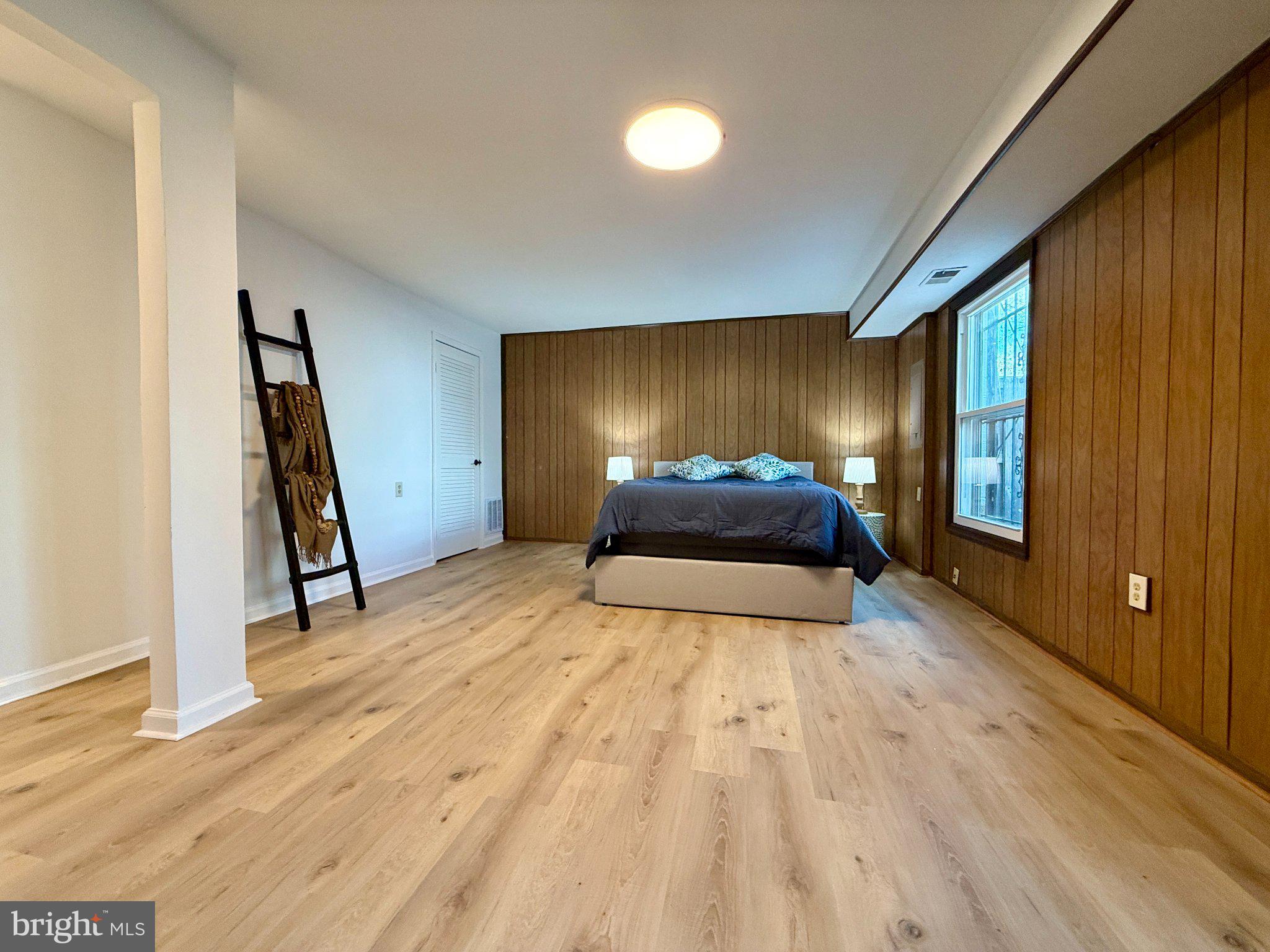 FORT WASHINGTON - Residential