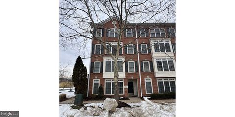 4608 BATTENBURG LANE 832 FAIRFAX VA 22030