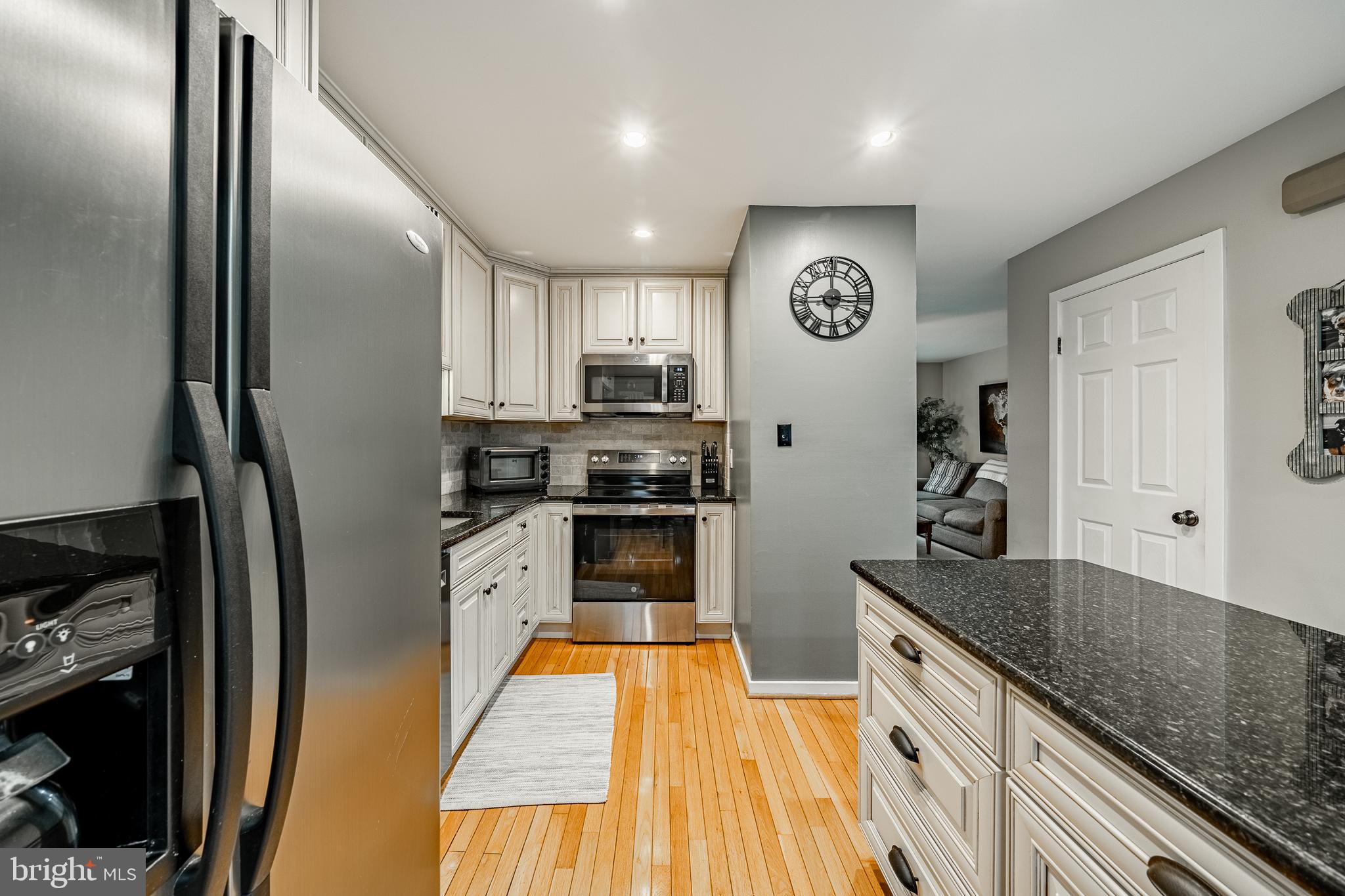 SOUTHPOINT - Residential