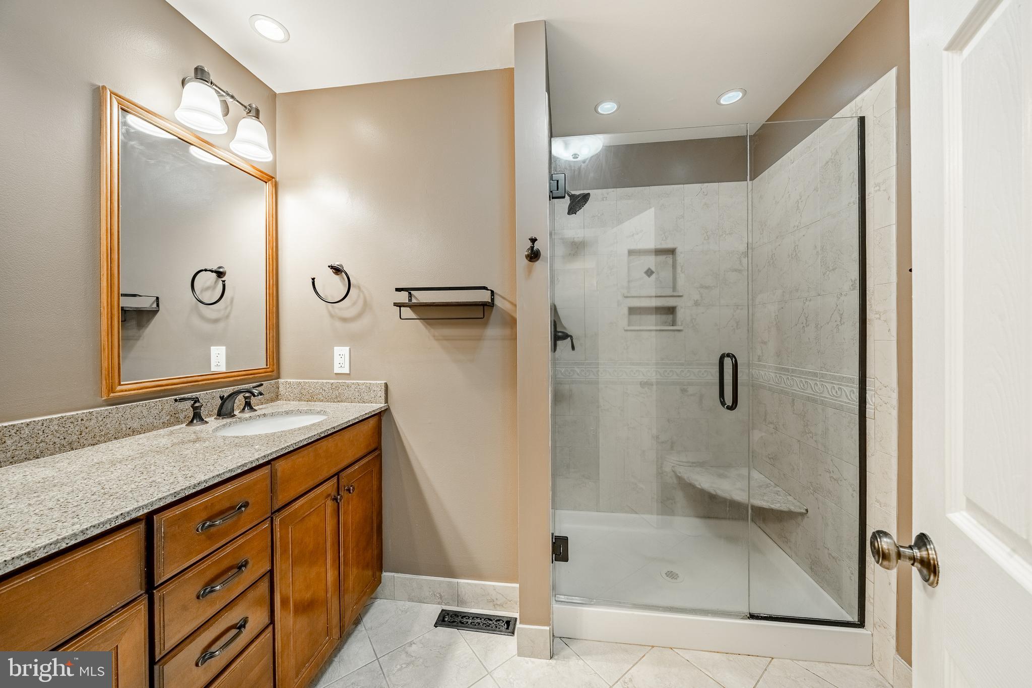 SOUTHPOINT - Residential