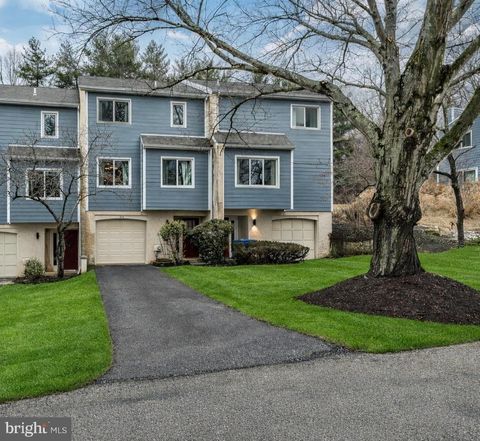 104 S POINT DRIVE 104 CHADDS FORD PA 19317