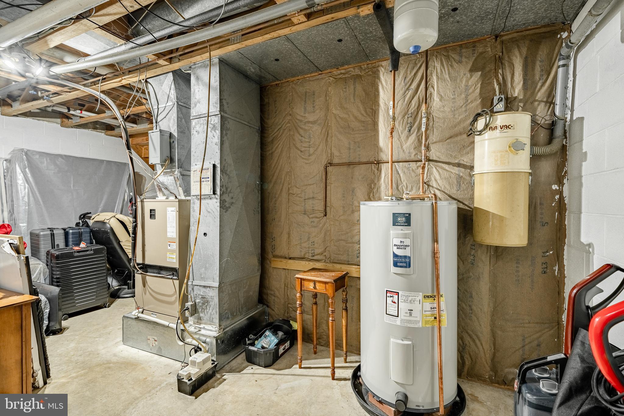 SOUTHPOINT - Residential