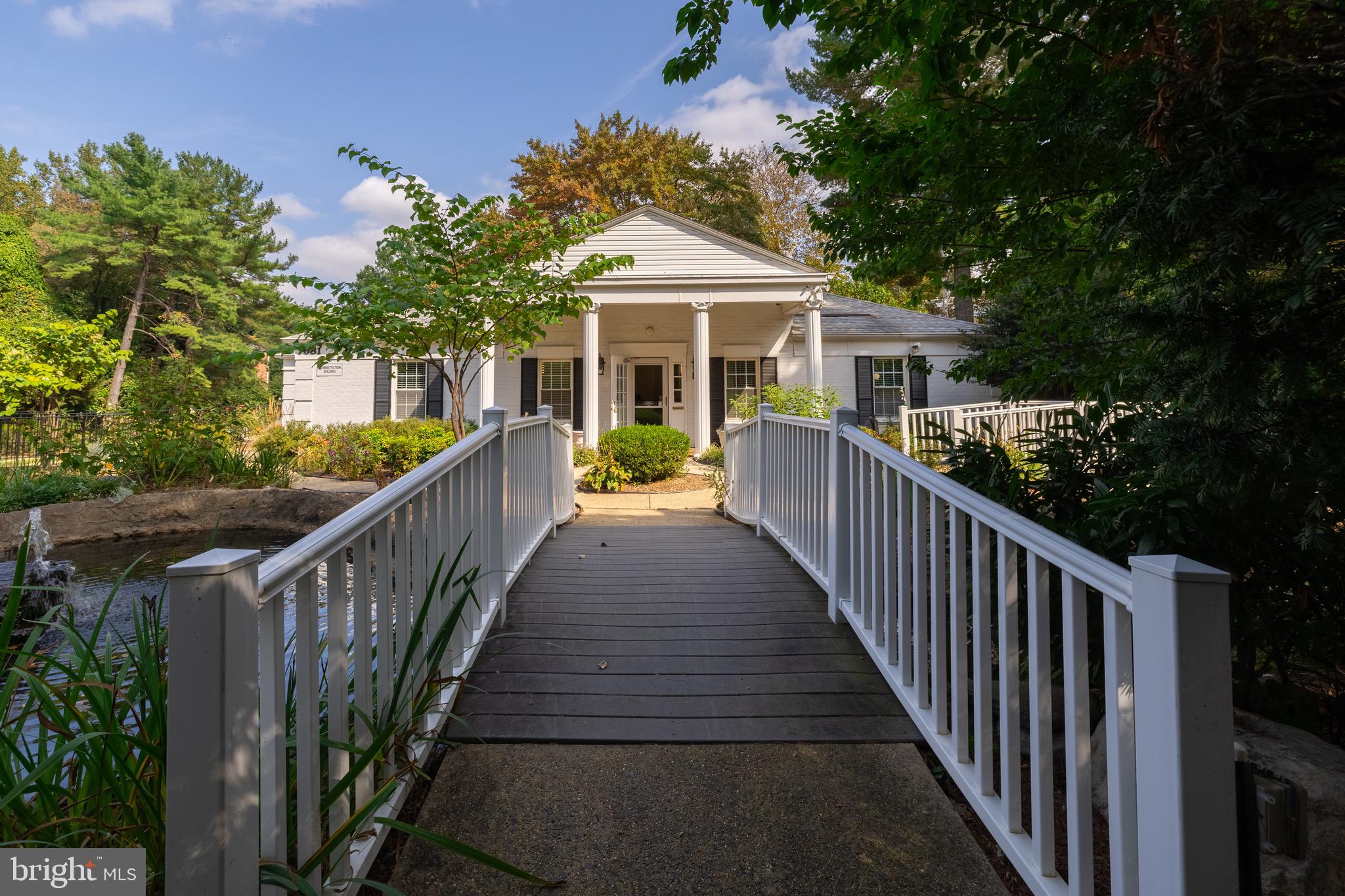 COLONIES AT MCLEAN - Residential
