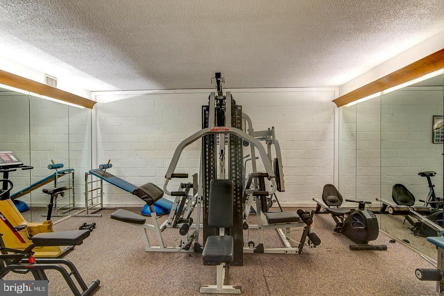 COLONIES AT MCLEAN - Residential