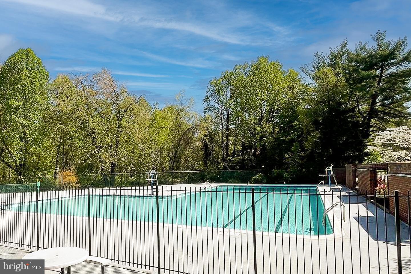 COLONIES AT MCLEAN - Residential