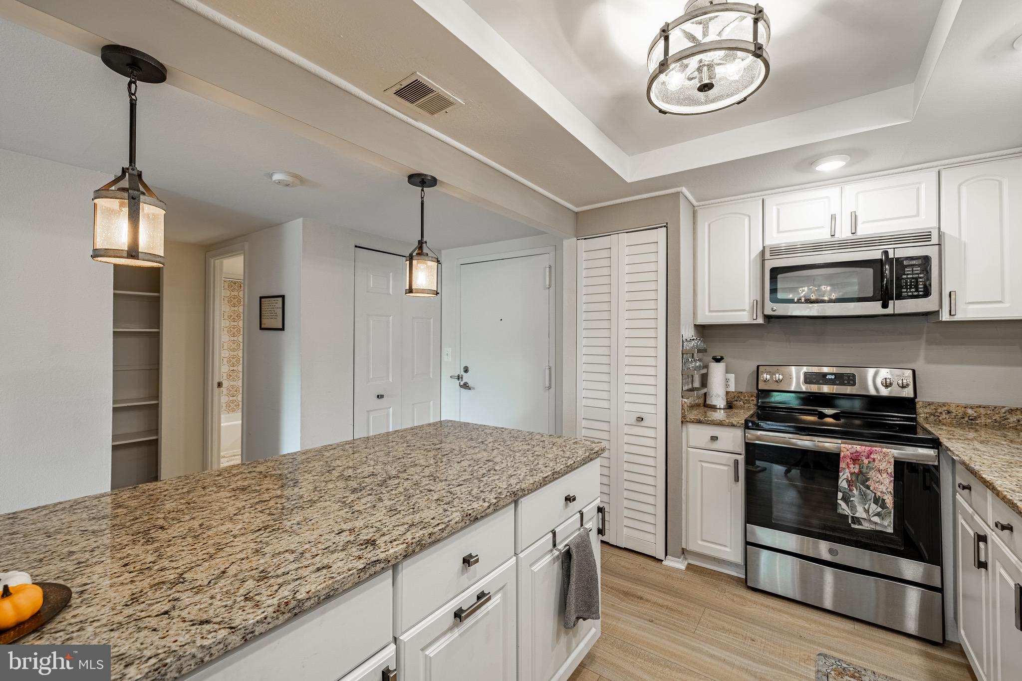 COLONIES AT MCLEAN - Residential