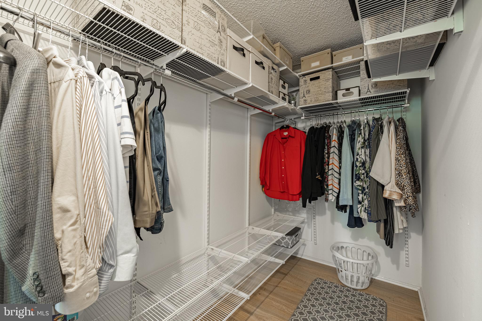 COLONIES AT MCLEAN - Residential