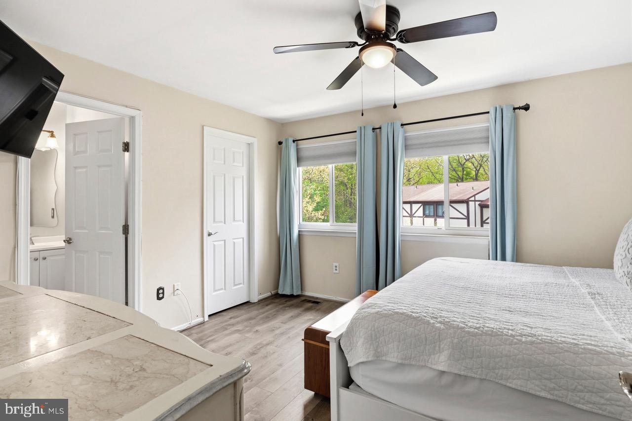 KIMBERLY WOODS VILLAGE - Residential