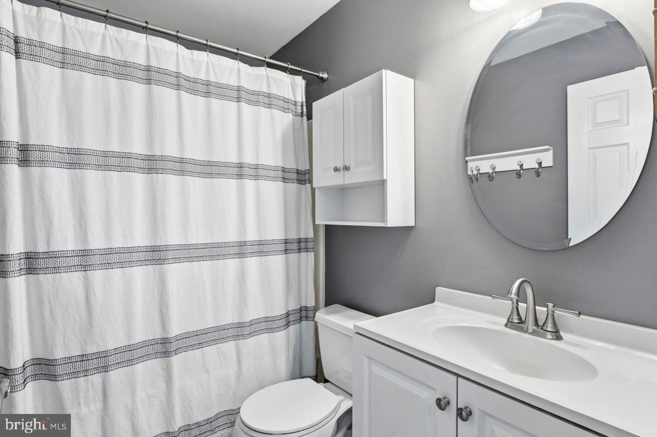 KIMBERLY WOODS VILLAGE - Residential