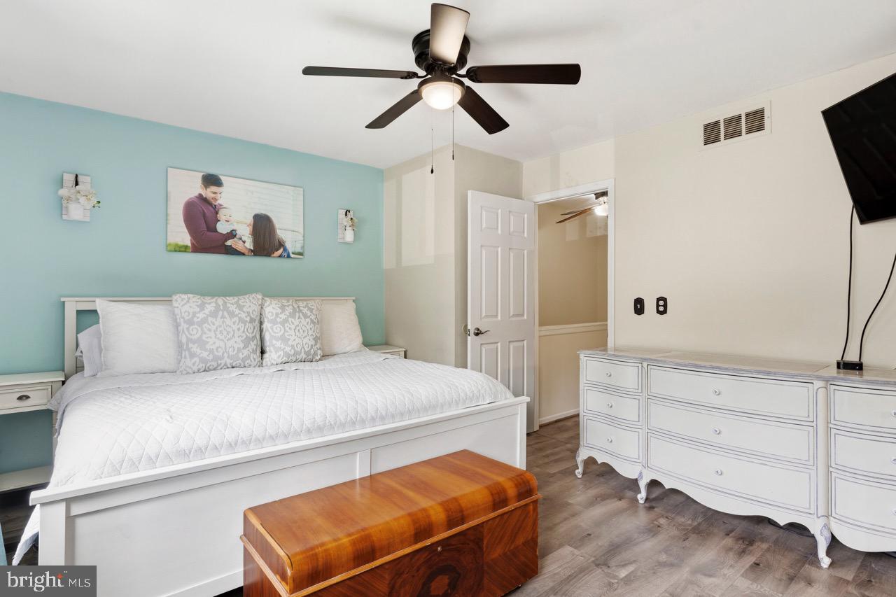 KIMBERLY WOODS VILLAGE - Residential