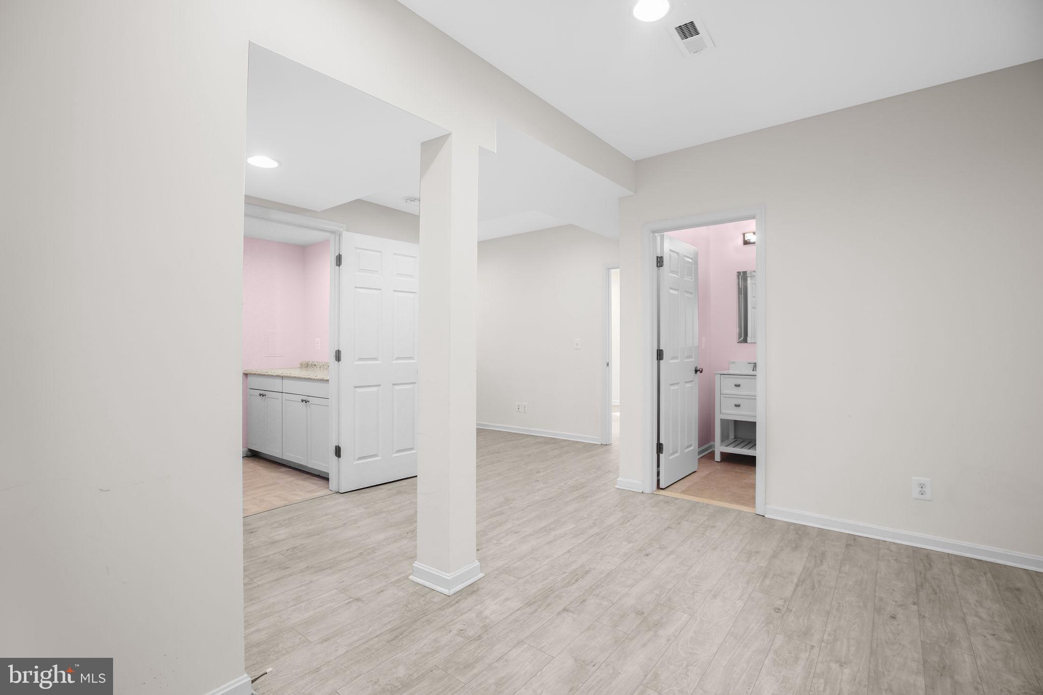 BLYTHEDALE - Residential