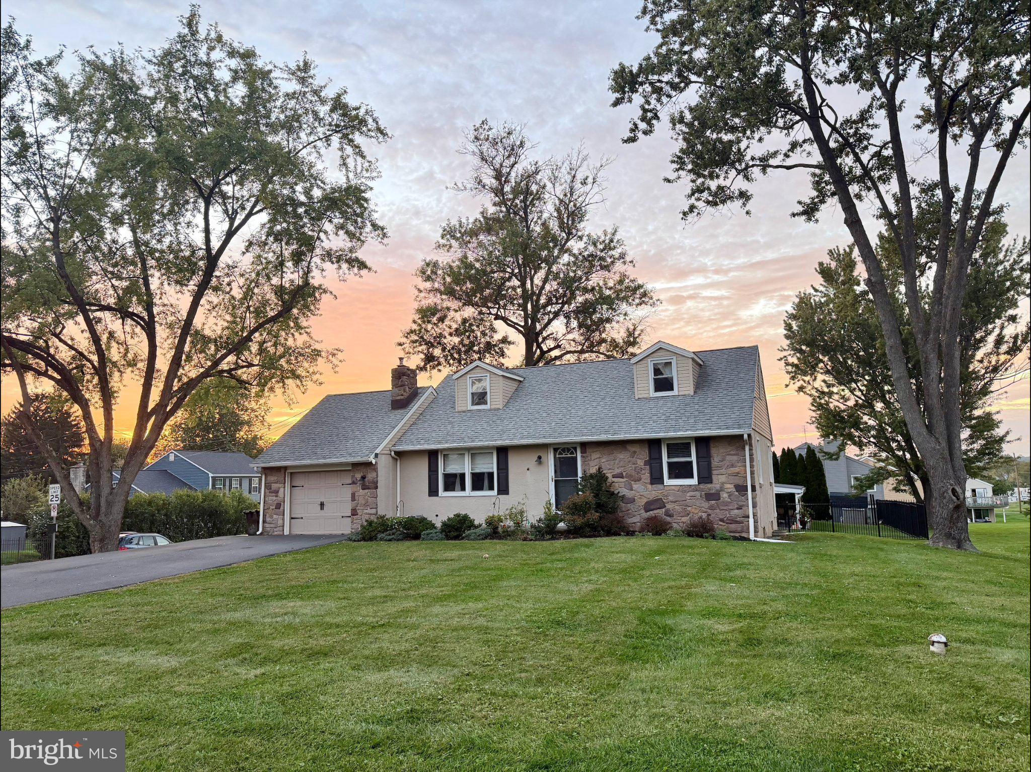 411 E RELIANCE ROAD